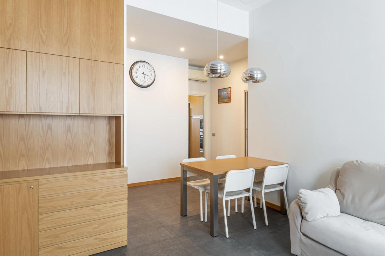 Easylife - Elegante Dimora Due Passi Dal Duomo Appartement Milaan Buitenkant foto