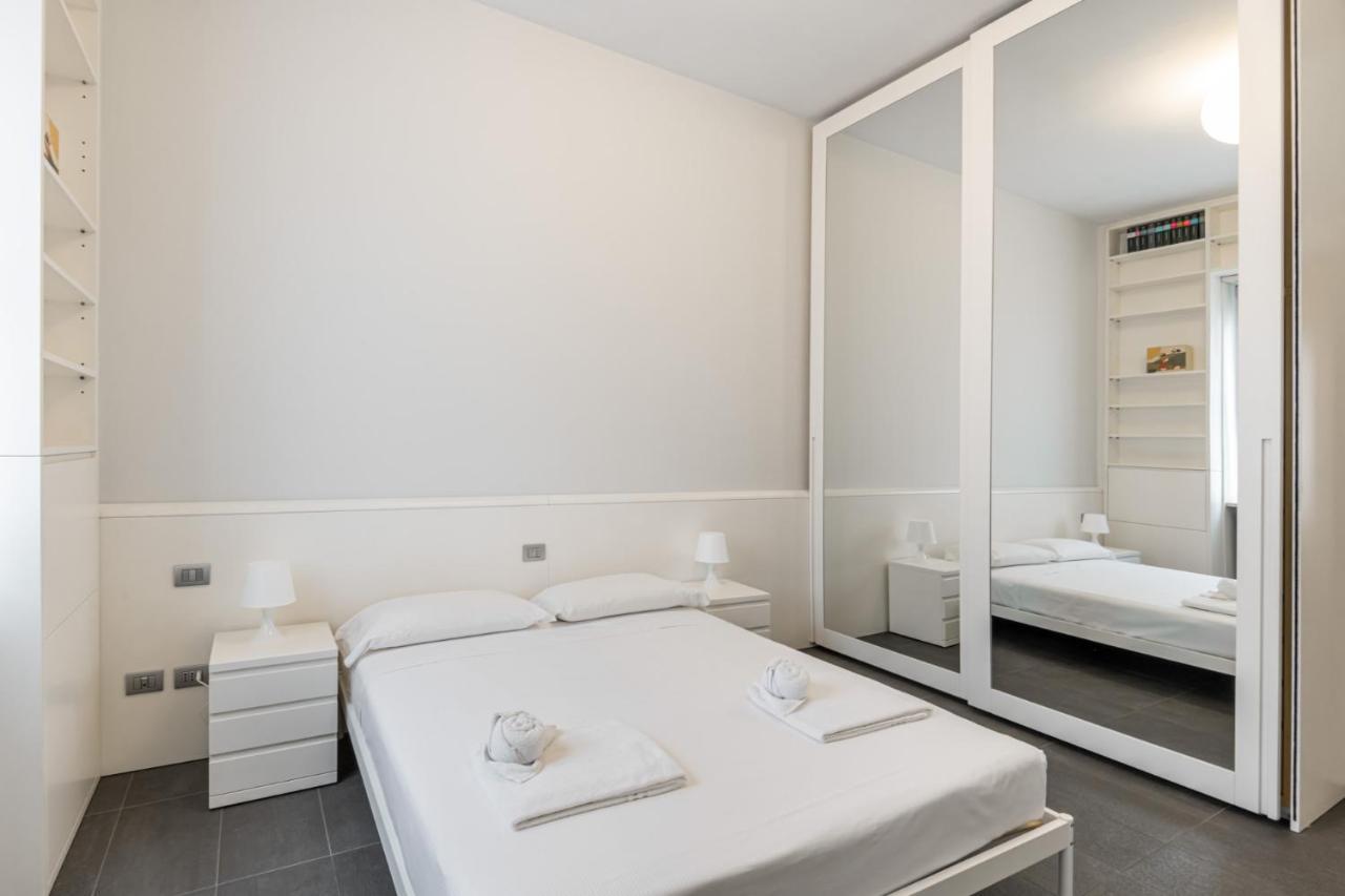 Easylife - Elegante Dimora Due Passi Dal Duomo Appartement Milaan Buitenkant foto